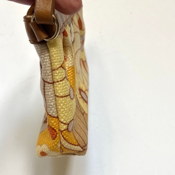 Spartina 449 Wristlet - Picture 10 of 15